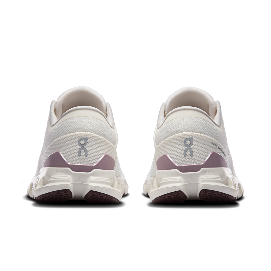Women's On Cloud X 4 - Sneakerology