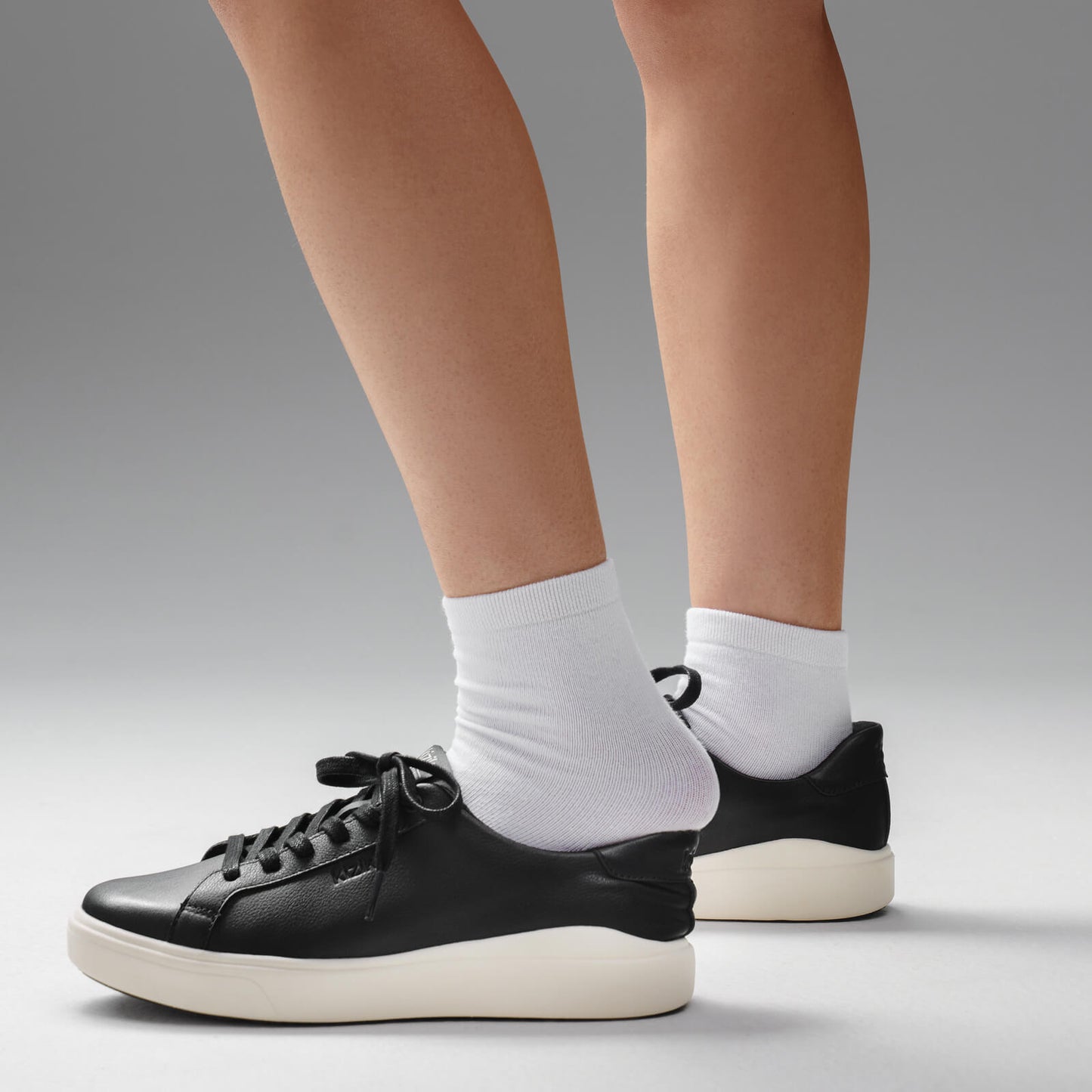 Women's Kizik Vegas 2