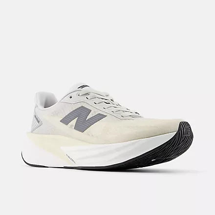 Women's New Balance FuelCell Rebel v5