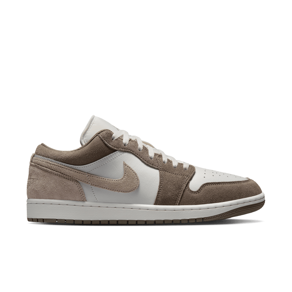 Men's Air Jordan 1 Low - Sneakerology