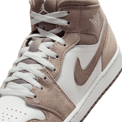 Men's Air Jordan 1 Mid - Sneakerology