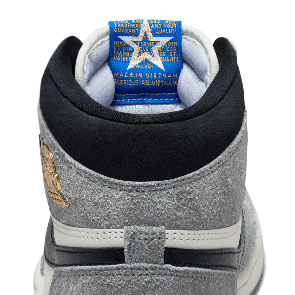 Men's Air Jordan 1 Retro High OG – Sneakerology Men's Air Jordan 1 Retro High OG – Sneakerology