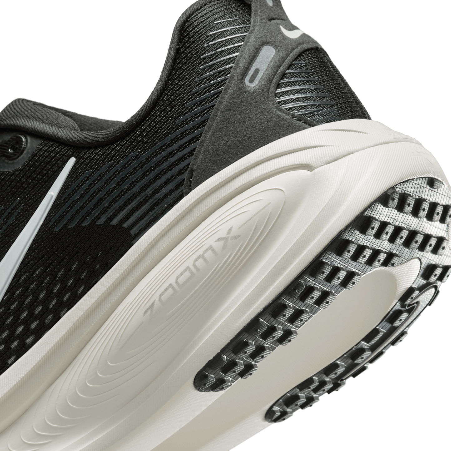 Women's Nike Vomero 18