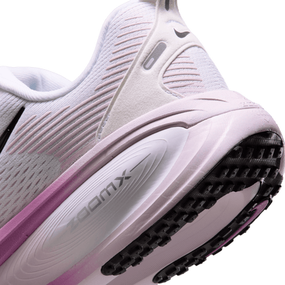 Women's Nike Vomero 18