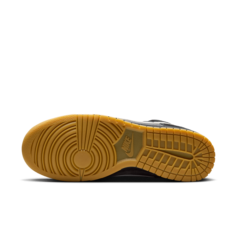 Men's Nike Dunk Low Retro SE