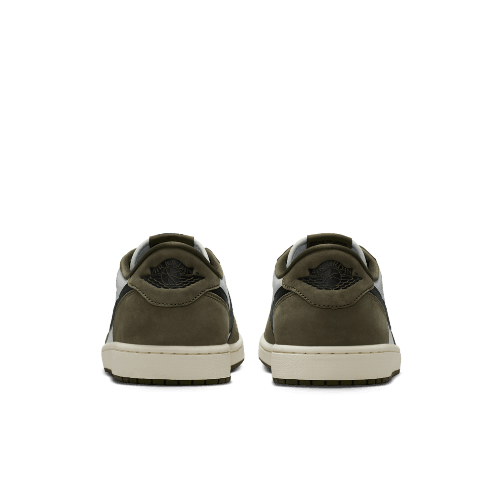 Men's Air Jordan 1 Retro Low - Sneakerology