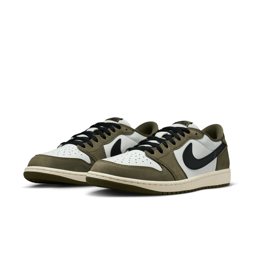 Men's Air Jordan 1 Retro Low - Sneakerology