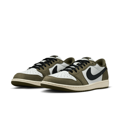 Men's Air Jordan 1 Retro Low - Sneakerology