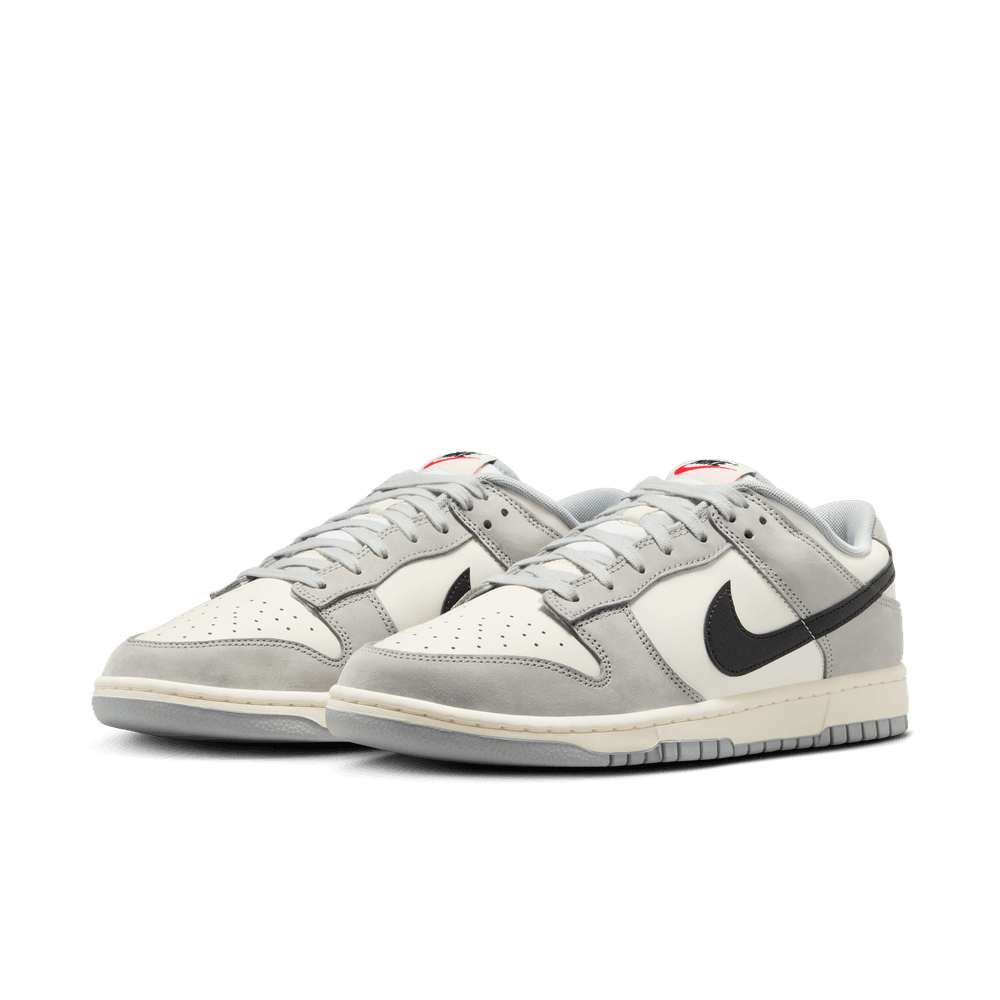 Men's Nike Dunk Low Retro