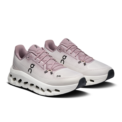 Women's On Cloudtilt - Sneakerology