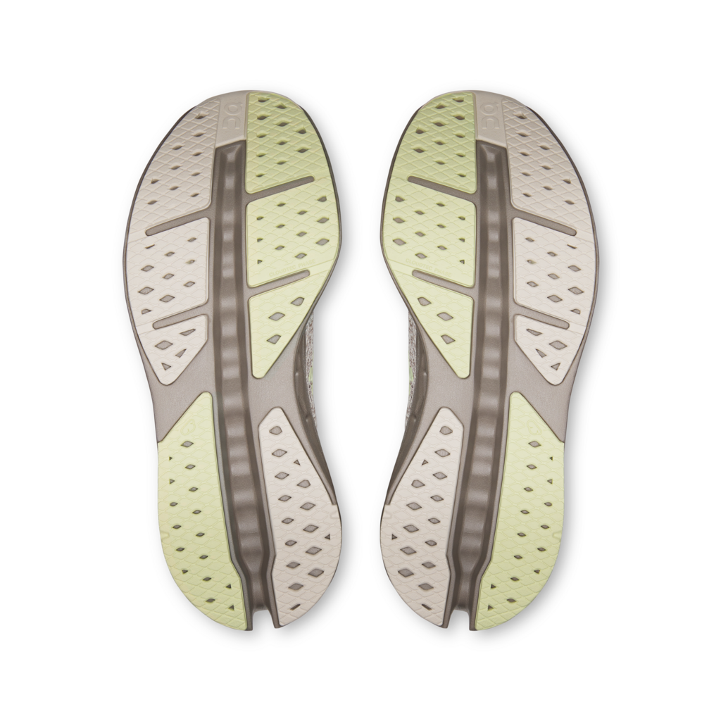 Women's On Cloudsurfer Max - Sneakerology