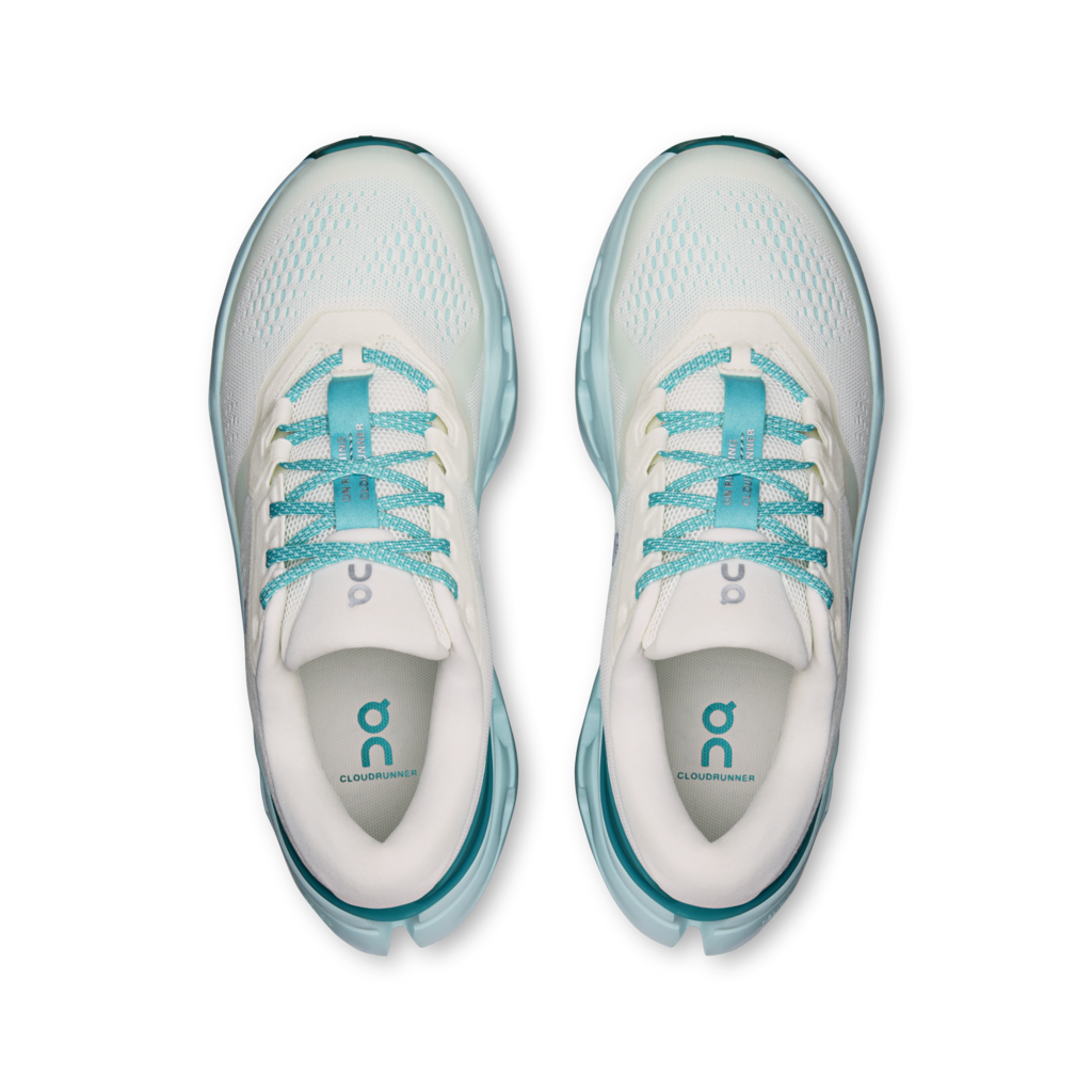 Women's On Cloudrunner 3