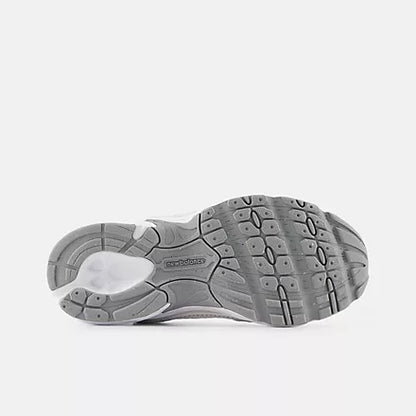 Kids' New Balance 530 Bungee - Sneakerology