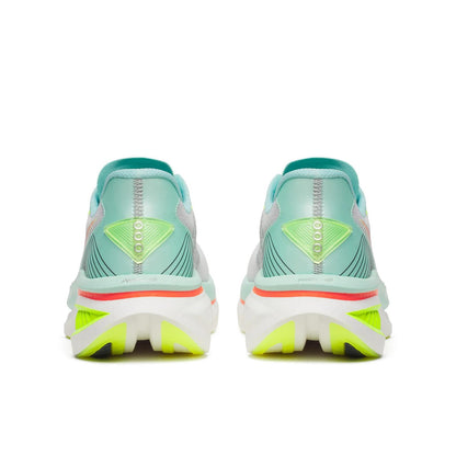 Women's Saucony Endorphin Azura